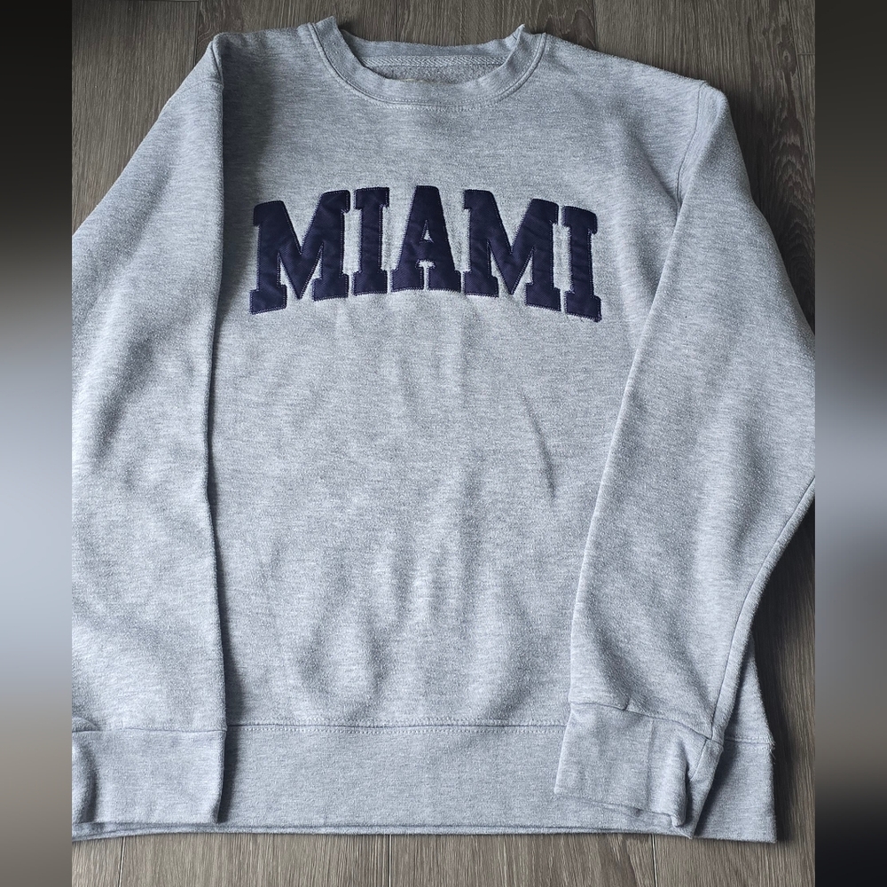 Miami Graphic Crewneck Sweatshirt Gray Navy New York Popular Cotton Large